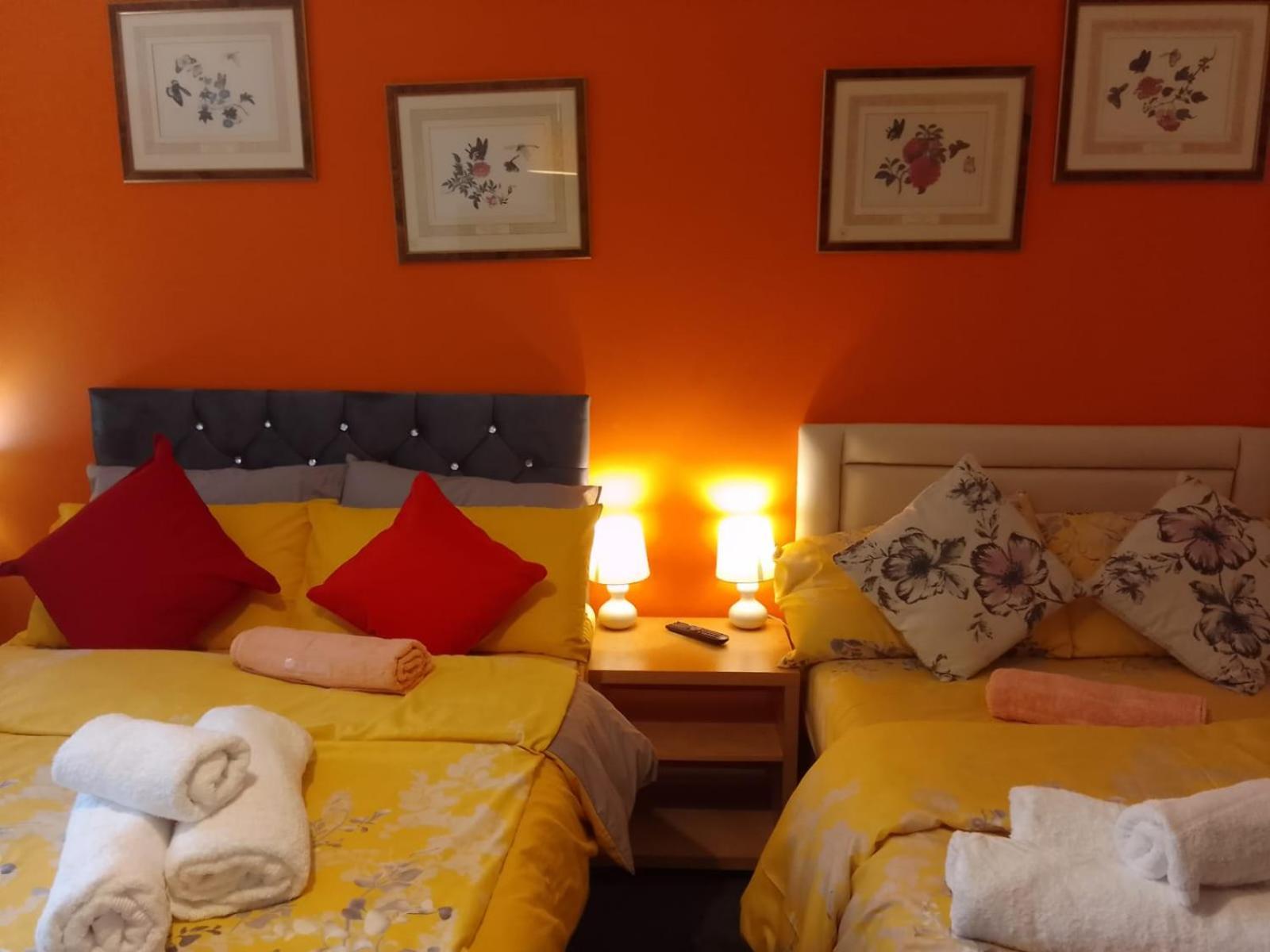 Ideal Home & Cottage Inviting 4 Bedroom Apartments Walsall Ngoại thất bức ảnh